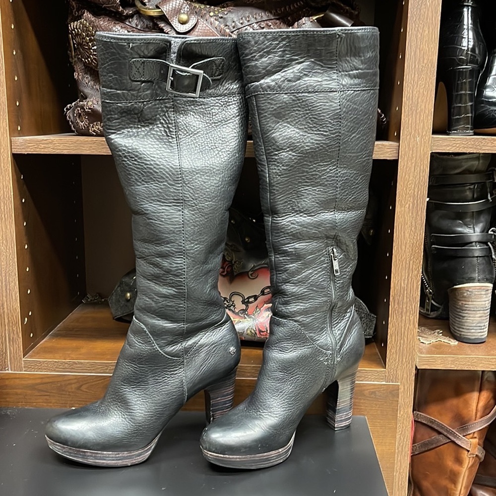 Ugg soft  leather boots